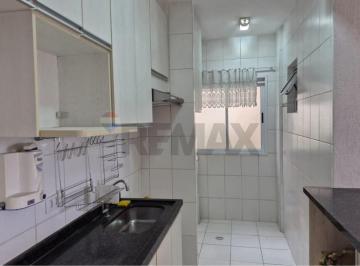 Apartamento · 61m² · 3 Quartos · 1 Vaga · Apartamento 3 quartos, com suíte, em Condomínio Club no Tingui.