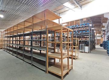Comercial · 1612m² · Aluguel Galpão, 1612m² área total, 14 salas e 7 banheiros, próximo BR 101