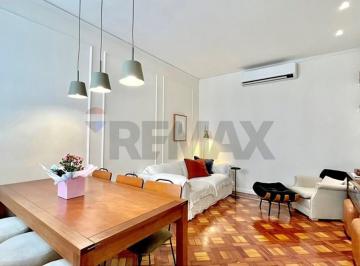 Apartamento · 60m² · 2 Quartos · Apartamento com 2 quartos e 2 banheiros em Ipanema