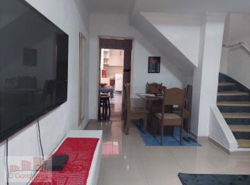 Casa · 100m² · 2 Quartos · 1 Vaga · Sobrado para venda em Centro de 100.00m² com 2 Quartos e 1 Garagem