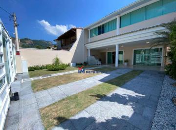 Casa · 380m² · 3 Quartos · 2 Vagas · Casa de Condomínio para venda em Taquara de 380.00m² com 3 Quartos, 1 Suite e 2 Garagens