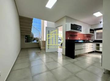 Casa · 200m² · 4 Quartos · 2 Vagas · Casa para alugar em Residencial Villagio Milano de 200.00m² com 4 Quartos, 2 Suites e 2 Garagens