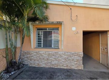Casa · 132m² · 4 Quartos · 1 Vaga · Casa para alugar em Jardim Faculdade de 132.00m² com 4 Quartos, 1 Suite e 1 Garagem