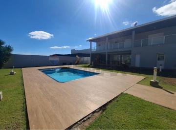 Casa · 250m² · 3 Quartos · 4 Vagas · Casa de Condomínio para alugar em Condomínio Residencial Shamballa Iii de 250.00m² com 3 Quartos, 1 