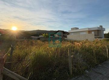 Terreno · 650m² · Oportunidade Única em Mariscal - Bombinhas/SC