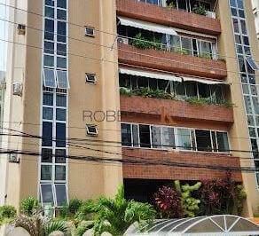 Apartamento · 92m² · 2 Quartos · 1 Vaga · Apartamento para alugar no bairro Jardim Apipema - Salvador/BA
