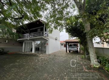 Casa · 186m² · 4 Quartos · 4 Vagas · Sobrado Próximo ao Mar