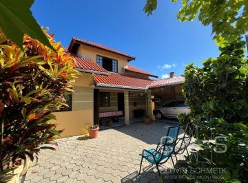 Casa · 174m² · 5 Quartos · 4 Vagas · SOBRADO QUADRA MAR