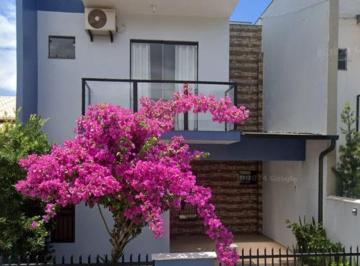 Casa · 80m² · 2 Quartos · 1 Vaga · LINDO SOBRADO PERTO DA PRAIA A VENDA