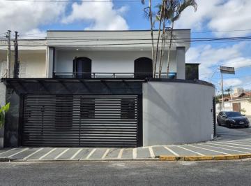 Casa · 130m² · 3 Quartos · 2 Vagas · Casa Sobrado em Vila Oliveira, Mogi das Cruzes/SP