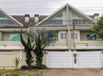 Casa · 158m² · 3 Quartos · 2 Vagas · Sobrado à venda no Água Verde