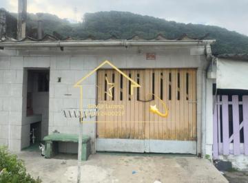 Casa · 120m² · 3 Quartos · 2 Vagas · Espaçosa Casa 3 Quartos com Suíte à Venda no Centro de Mongaguá