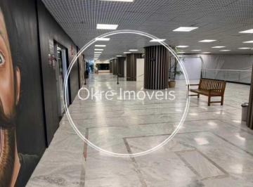 Comercial · 33m² · Sobreloja : / Comercial / Copacabana