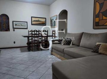 Apartamento · 101m² · 2 Quartos · 1 Vaga · Grajaú - Rua Mearim - Apartamento de 2 quartos sendo 1 suíte, varanda e 1 vaga.