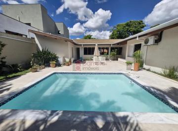 Casa · 313m² · 3 Quartos · 2 Vagas · Casa para alugar em Jardim Brasil de 313.00m² com 3 Quartos, 3 Suites e 2 Garagens