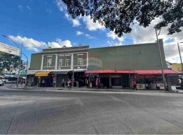 Comercial · 437m² · Sala Comercial para alugar em Centro de 437.00m²