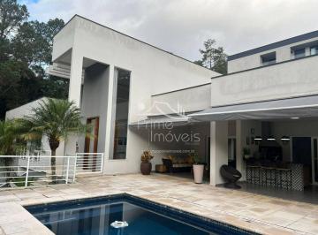 1bbd78a33c805c078a1a653024febcf12e8ebb45 · Casa de Alto Padrão com Área Gourmet, Piscina Aquecida e 3 Suítes