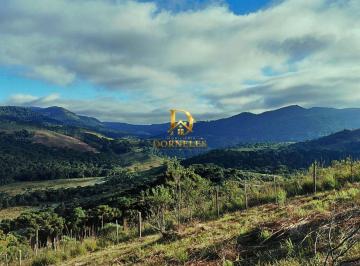 t5o5t302yti3mgy1nzuzntrk_md · Área rural de 4,7 hectares em Urubici, com araucárias, vista ampla das montanhas