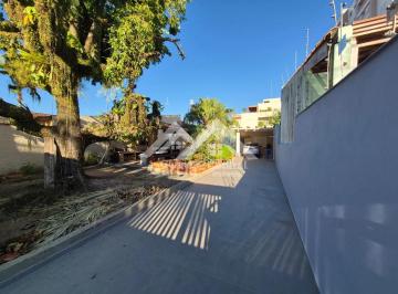 Casa · 130m² · 2 Quartos · 6 Vagas · Casa em Peruíbe
