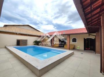 Casa · 300m² · 3 Quartos · 4 Vagas · Casa em Peruíbe