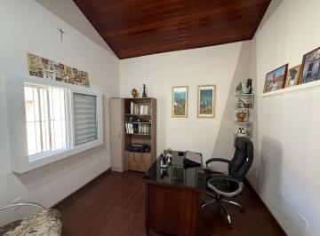 Casa · 480m² · 3 Quartos · 6 Vagas ·
Casa térrea á venda no Jardim Pacaembu, Jundiaí/SP