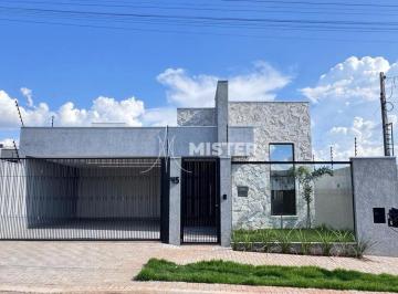 Casa · 302m² · 3 Quartos · 2 Vagas · CASA COM 3 SUÍTES E PISCINA NO JARDIM MUNIQUE EM MARINGÁ - PR