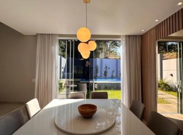 Casa · 212m² · 3 Quartos · 2 Vagas · Casa | 03 Dormitórios | Forqueta