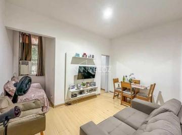 Apartamento · 51m² · 1 Quarto · Apartamento :  / Residencial / Catete