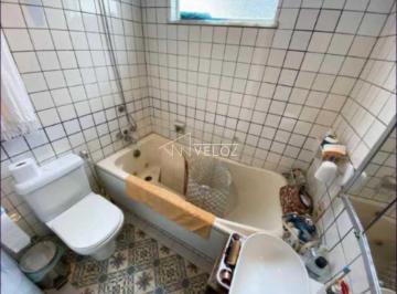 Apartamento · 286m² · 4 Quartos · 2 Vagas · Casa de rua : Triplex / Residencial / Humaitá