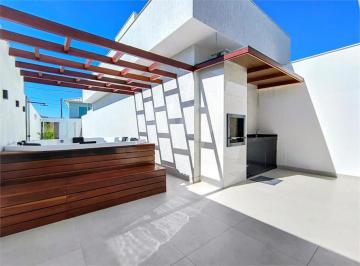 Casa · 120m² · 2 Quartos · 4 Vagas · Casa com 2 quartos à venda em Guriri - RJ