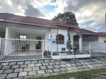 Casa · 140m² · 4 Quartos · 2 Vagas · Lar dos Sonhos em Quinta da Barra - Ótimo Preço!