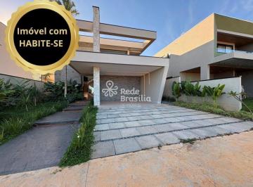 Casa · 310m² · 3 Quartos · 2 Vagas · Condomínio Le Premier - Casa à venda, com Habite-se, moderna, com 3 suítes e área de lazer aconchega