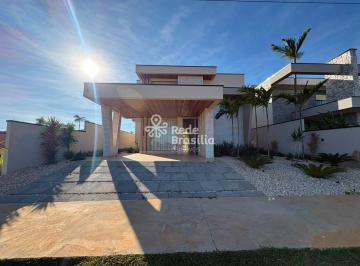 Casa · 290m² · 3 Quartos · 2 Vagas · Condomínio Le Premier - Casa à venda, com Habite-se, moderna, com 3 suítes e área de lazer aconchega