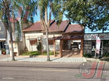 Casa · 300m² · 6 Quartos · 2 Vagas · Terreno com duas casas de Alvenaria na Rua Soledade