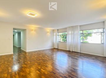 Apartamento de 3 quartos, Brasília · Apartamento Reformado com Piso em Taco | 3 Quartos (1 Suíte) | 120m² | SQS 204, Asa Sul