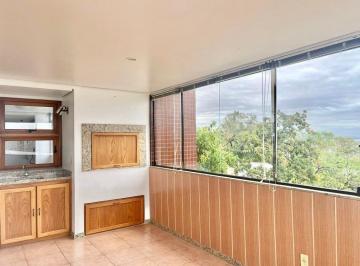 Apartamento en Venda de 4 quartos Santa Tereza · Apartamento de 4 dormitórios e 184m² à venda em Menino Deus, Porto Alegre.