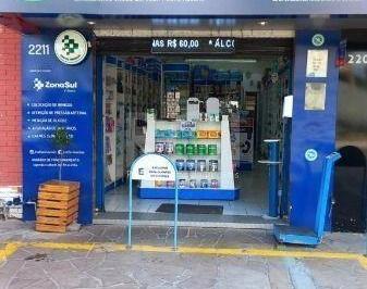 Comercial · 42m² · Loja em Porto Alegre, no bairro Cavalhada, à venda.