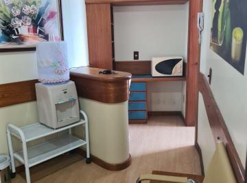Comercial · 27m² · 2 Quartos · Sala comercial à venda no bairro Menino Deus – Edifício Comendador Luigi Gerace