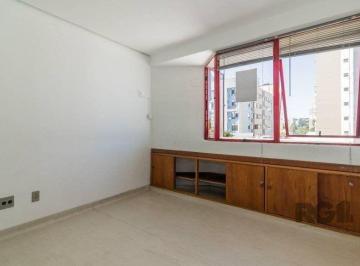 Comercial · 36m² · Sala comercial de 36m² no bairro Menino Deus