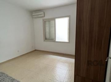 Casa · 265m² · 4 Quartos · 1 Vaga · Casa em Petrópolis