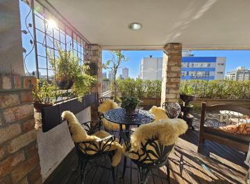 Apartamento de 2 quartos, Porto Alegre · Cobertura em Moinhos de Vento