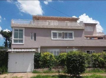 Casa · 300m² · 5 Quartos · 4 Vagas · Excelente casa de 188m² com 5 quartos sendo 2 suítes