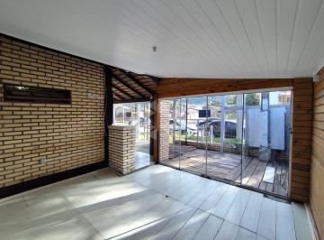 Comercial · 70m² · 1 Quarto · 3 Vagas · Casa Comercial com 70m² para alugar por R$ 1.800