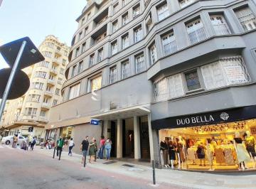 Comercial · 45m² · 1 Quarto · Conjunto/Sala Bairro Centro Histórico