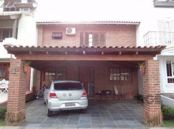 Casa · 357m² · 3 Quartos · 2 Vagas · Casa em Condomínio em Cavalhada