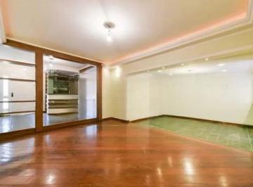 Casa · 230m² · 3 Quartos · 2 Vagas · Casa térrea com piscina, jardim e 3 dormitórios Jardim Botanico