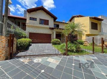 Casa · 340m² · 3 Quartos · 4 Vagas · Casa em Porto Alegre, no bairro Ipanema, com 3 dormitório(s), e 3 banheiros, à venda.