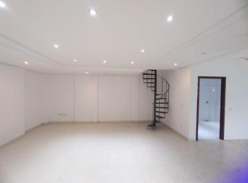 Casa de 3 dormitórios , 3 vagas com 244,73 m², aceita pets, gradeado, 2 paviment · Casa em Menino Deus