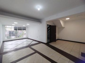 Casa · 176m² · 3 Quartos · 3 Vagas · Casa em Menino Deus