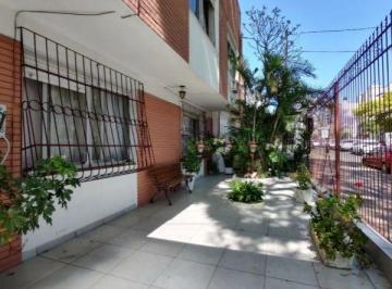 Apartamento · 52m² · 2 Quartos · Apartamento de 2 dormitórios com churrasqueira, no Bairro Jardim Botânico